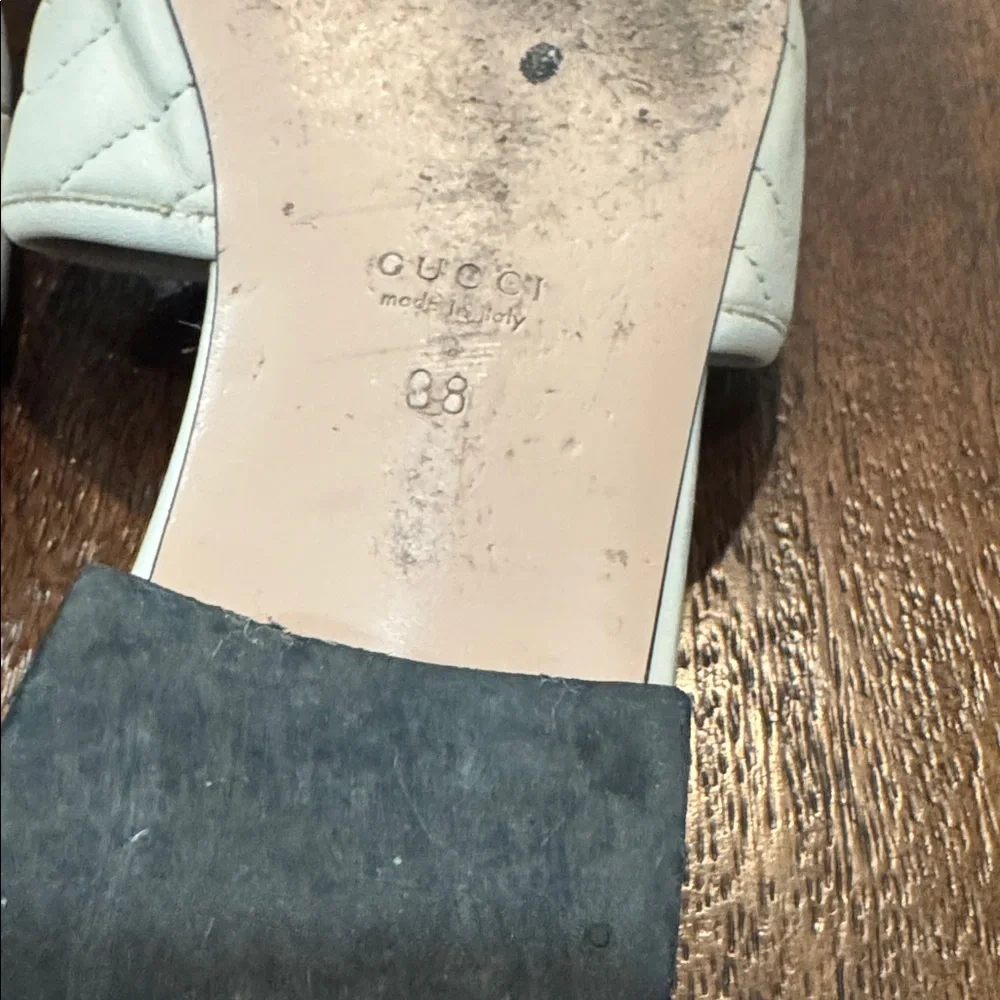 Gucci Women's Ivory Slide Sandals size 38/8 - Picture 14 of 16